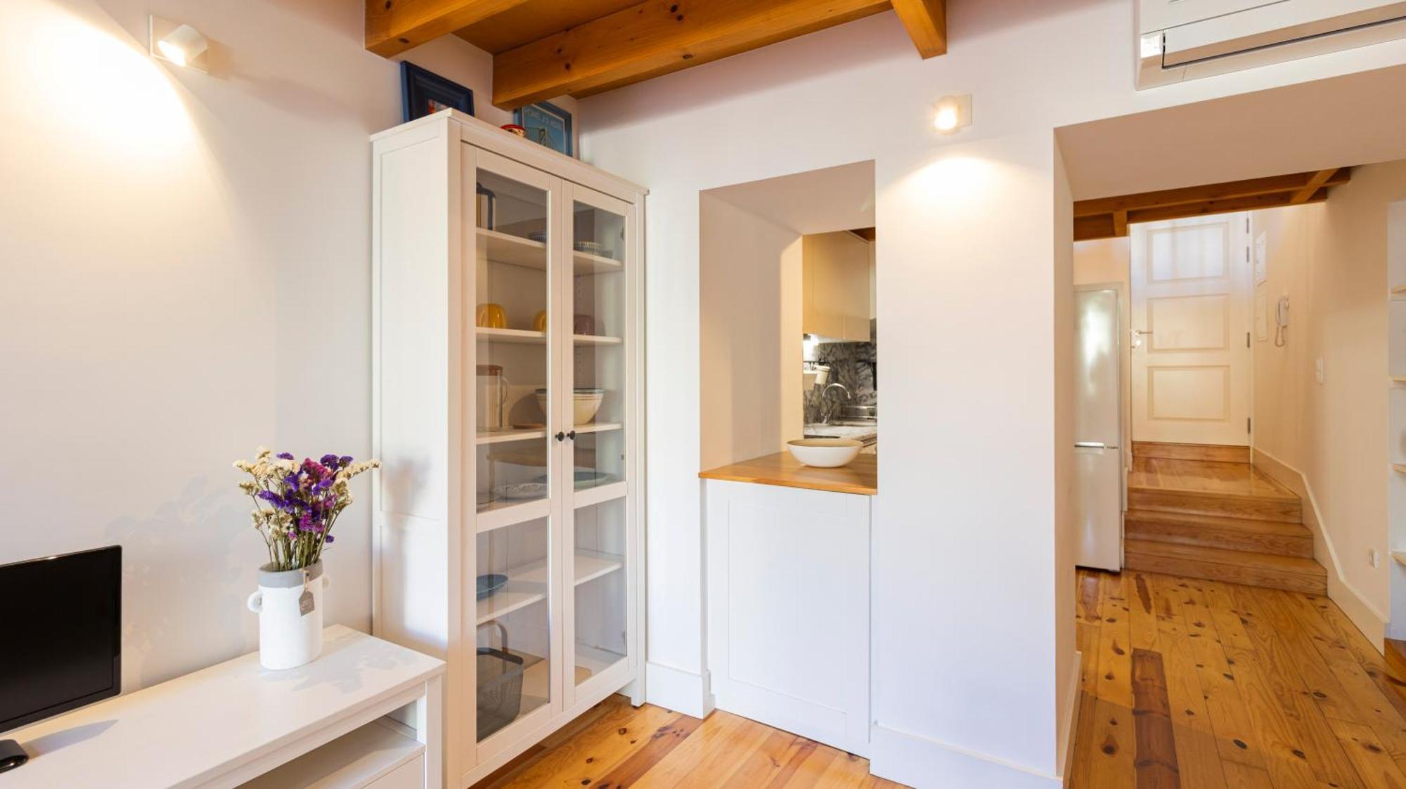 City Center Duplex W Patio By Lovelystay Porto Ngoại thất bức ảnh